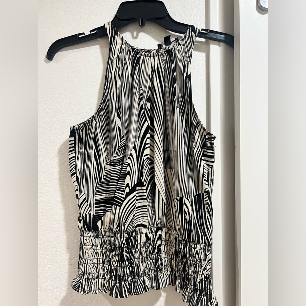 Black and cream sleeveless top from Express